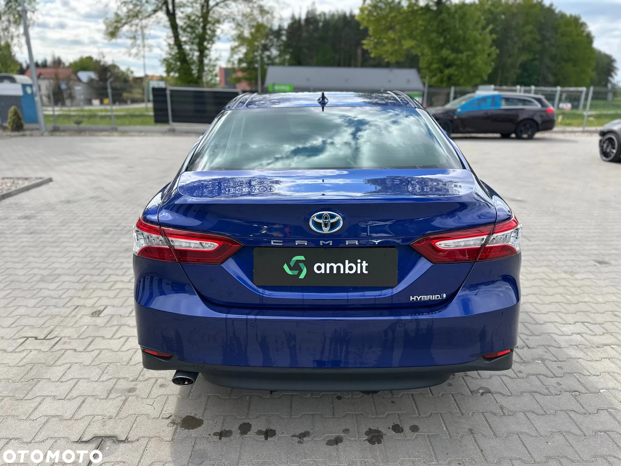 Toyota Camry - 8