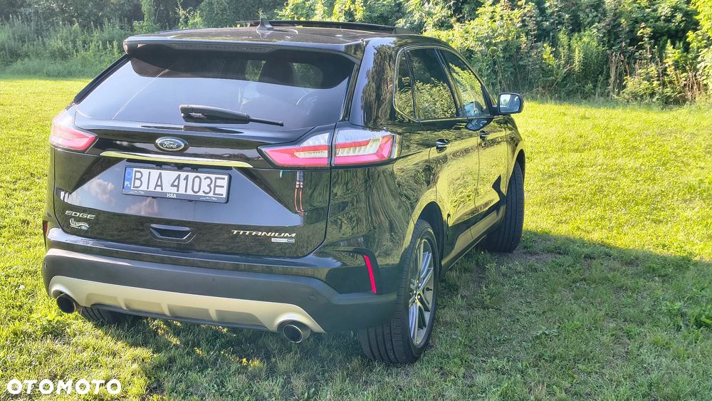 Ford Edge - 8