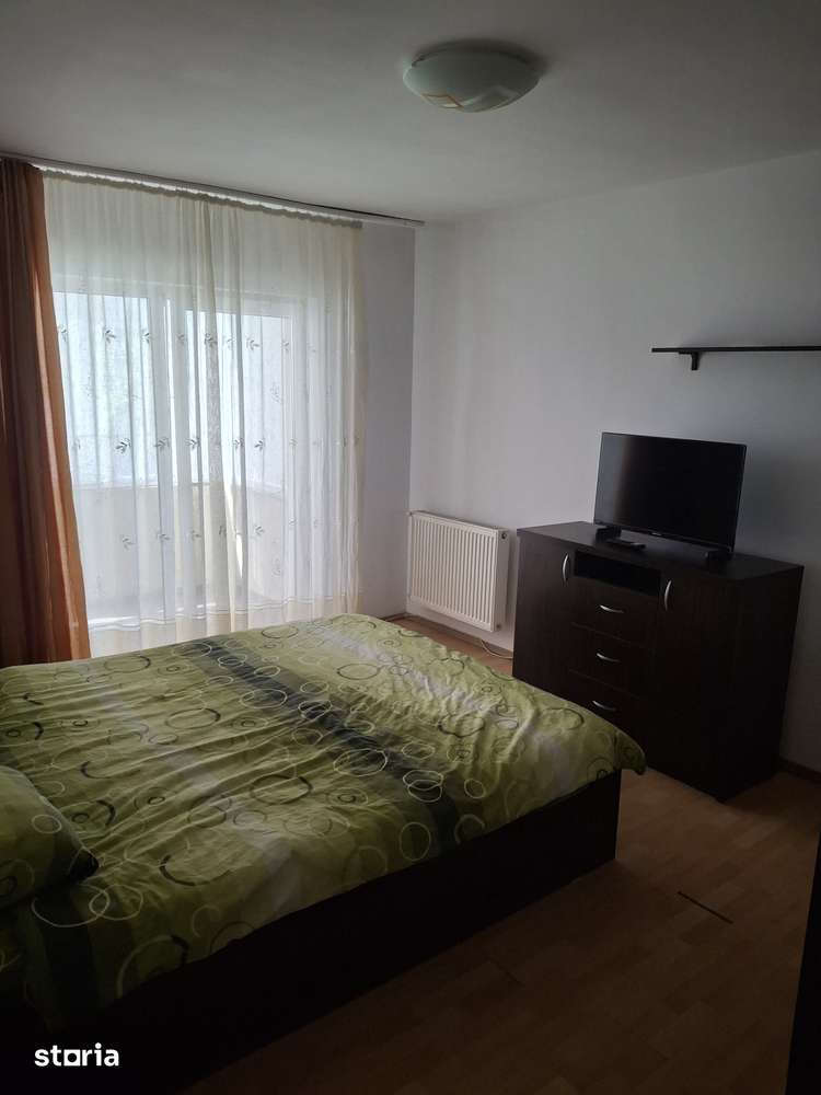 Apartament 2 camere, balcon, mobilat, parter — fotografia 1