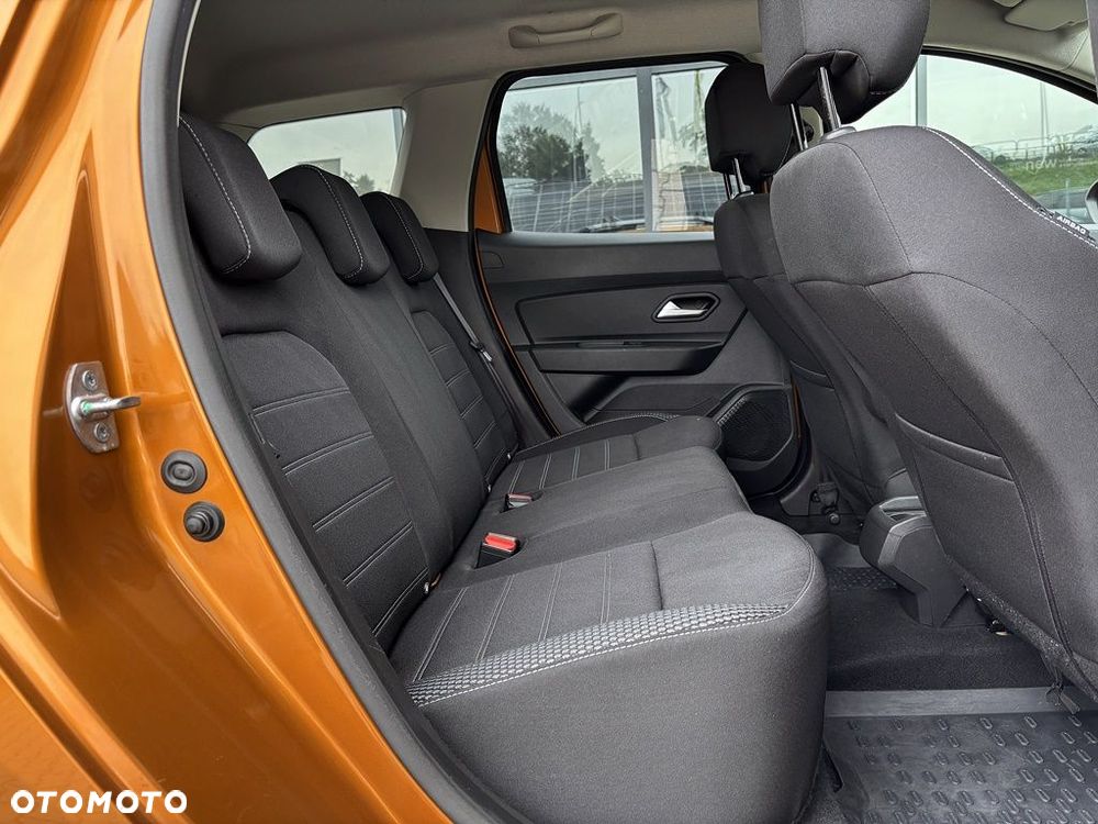 Dacia Duster 1.6 SCe Prestige - 22