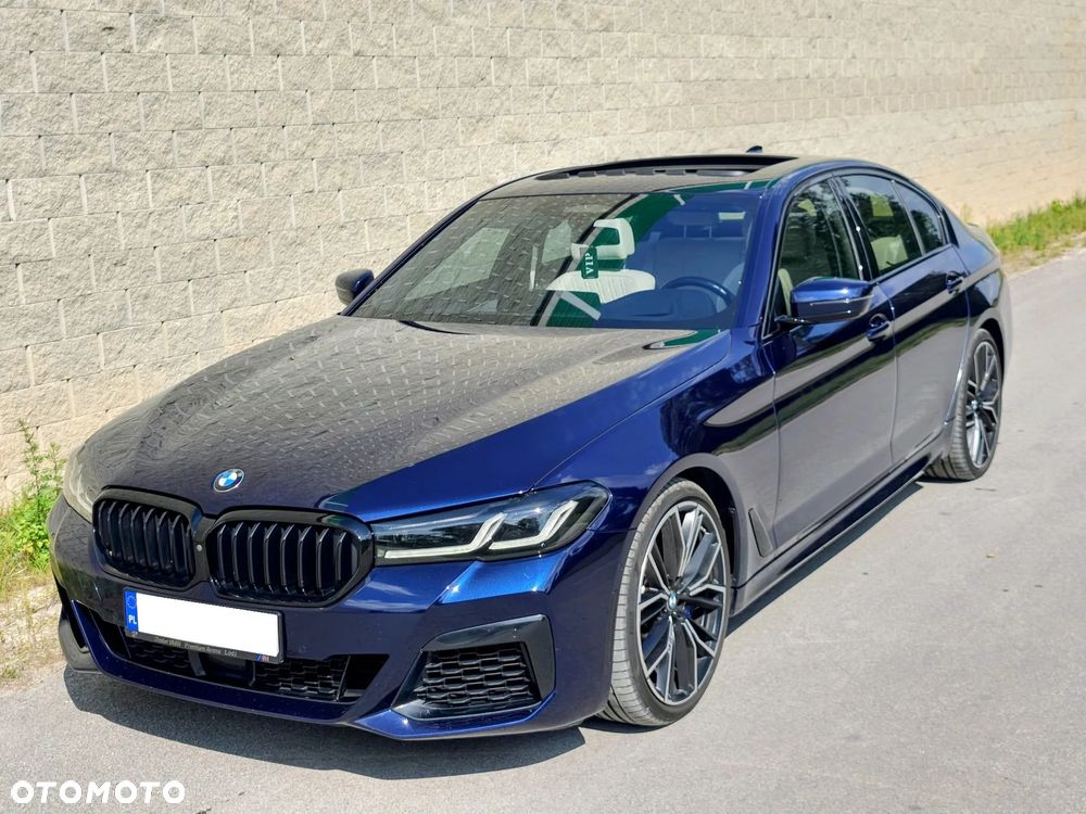 BMW Seria 5 M550i xDrive - 1