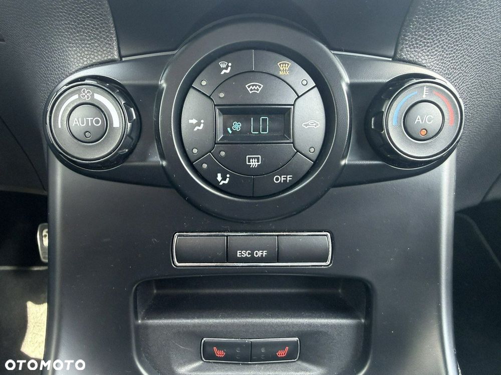 Ford Fiesta - 26