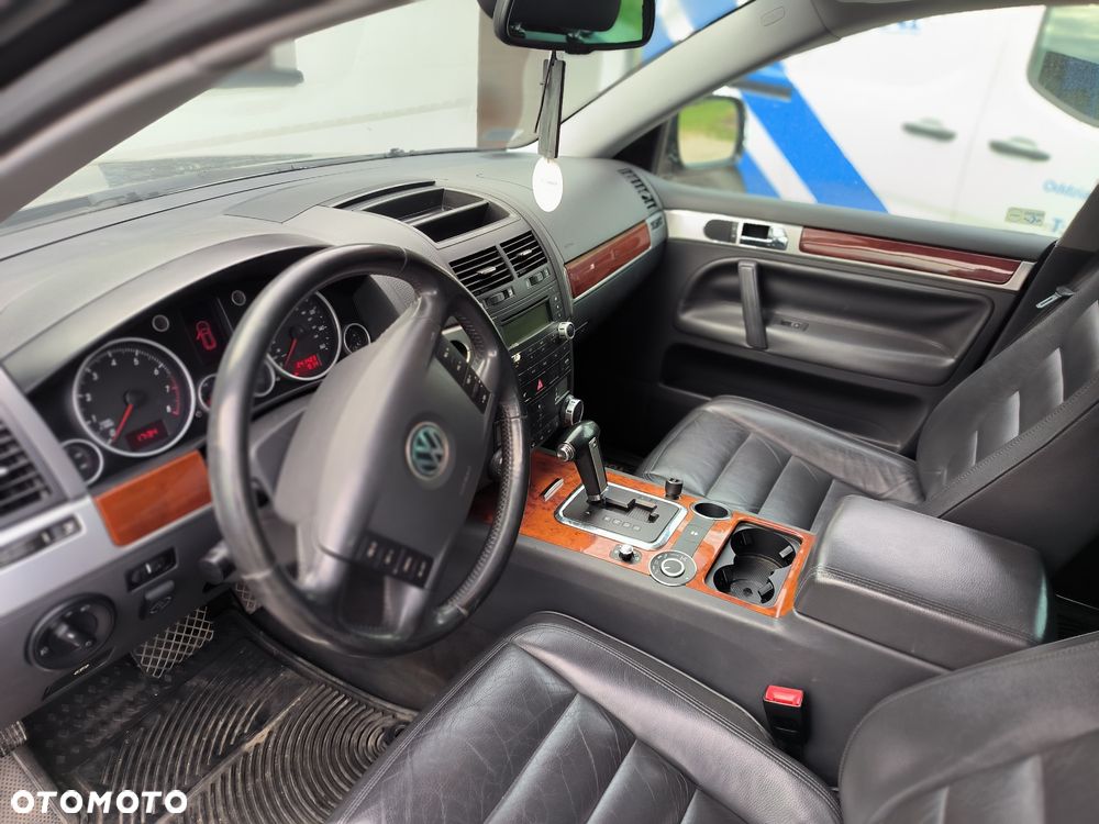 Volkswagen Touareg - 5