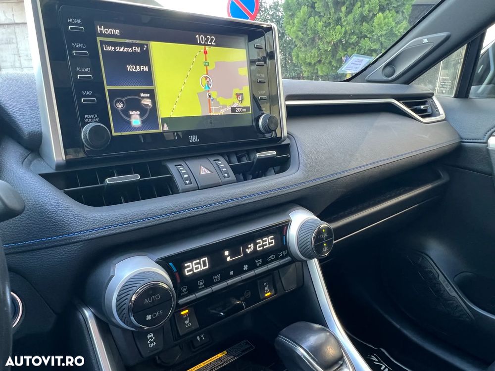 Toyota RAV4 2.5 Hybrid VVT-iE 4x4 Luxury Premium - 24