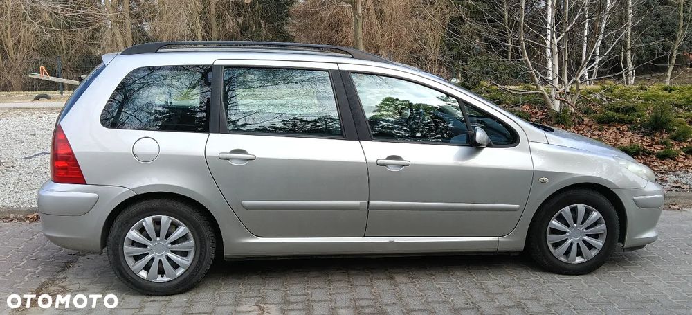 Peugeot 307 1.6 HDI Presence - 3