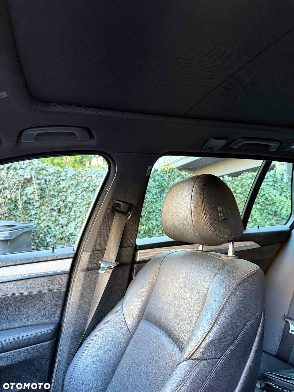 BMW Seria 5 520d M Sport - 13