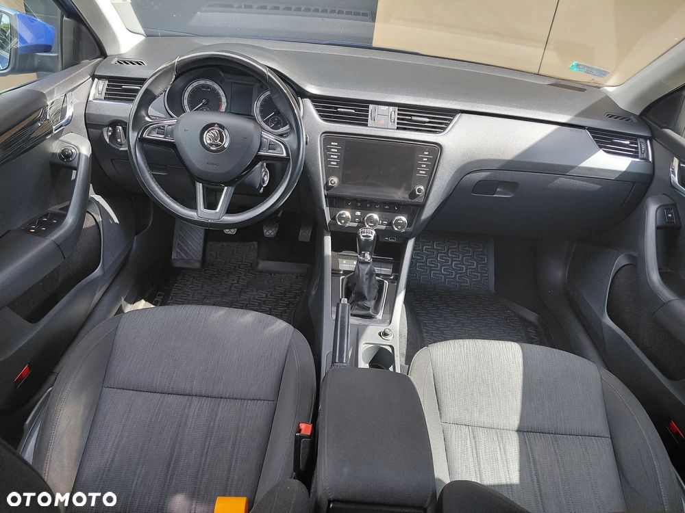 Skoda Octavia 2.0 TDI Style - 9