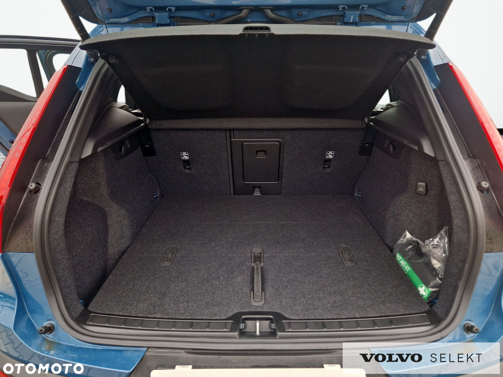 Volvo XC 40 - 18