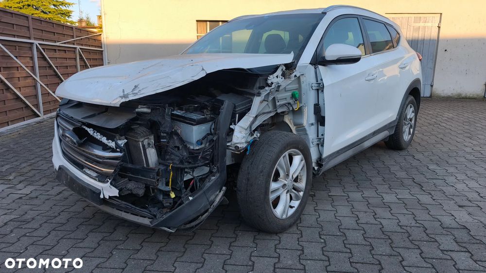 Hyundai Tucson blue 1.7 CRDi 2WD DCT Passion Plus - 3