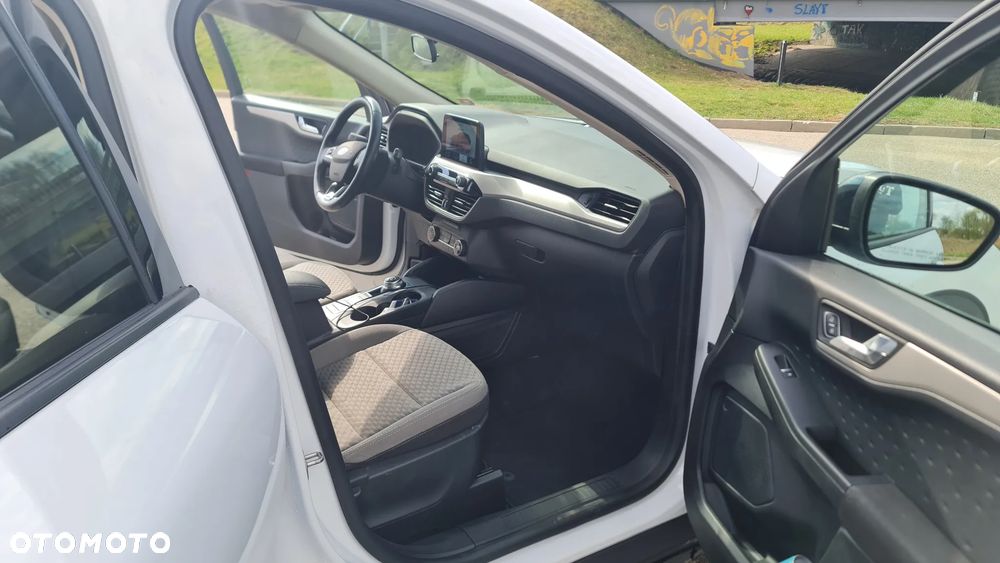 Ford Kuga - 14