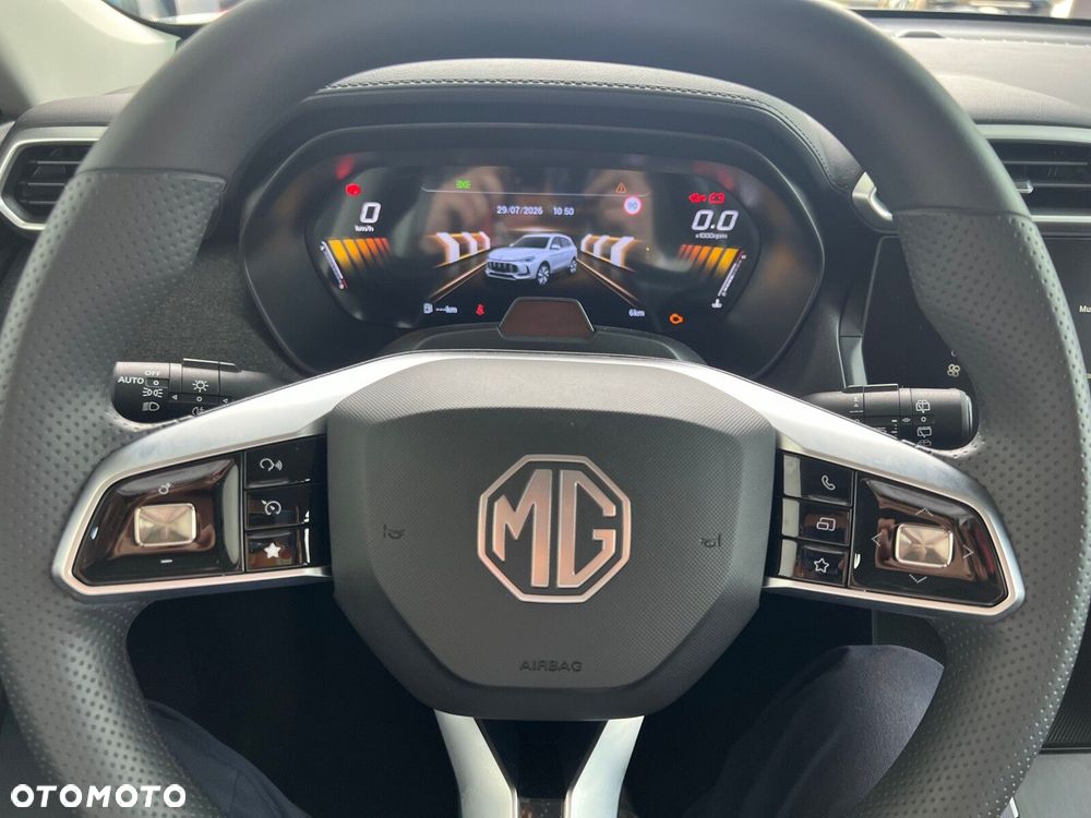 MG ZS - 15