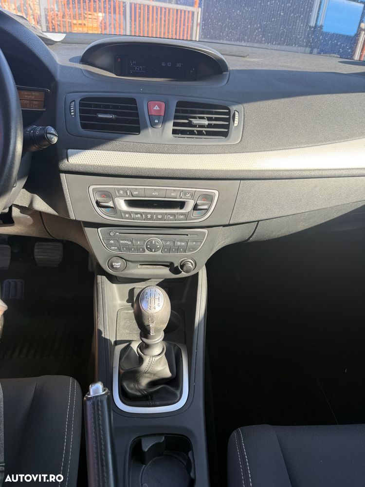 Renault Megane - 8