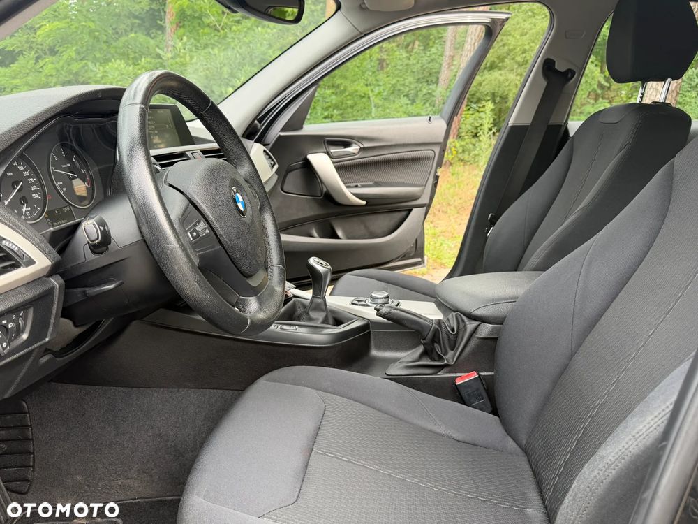 BMW Seria 1 - 15