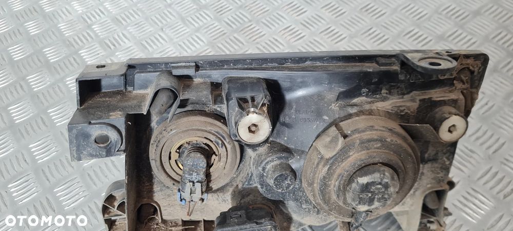 Nissan Terrano II Lampa Lewa Prawa Przód Przednia - 7