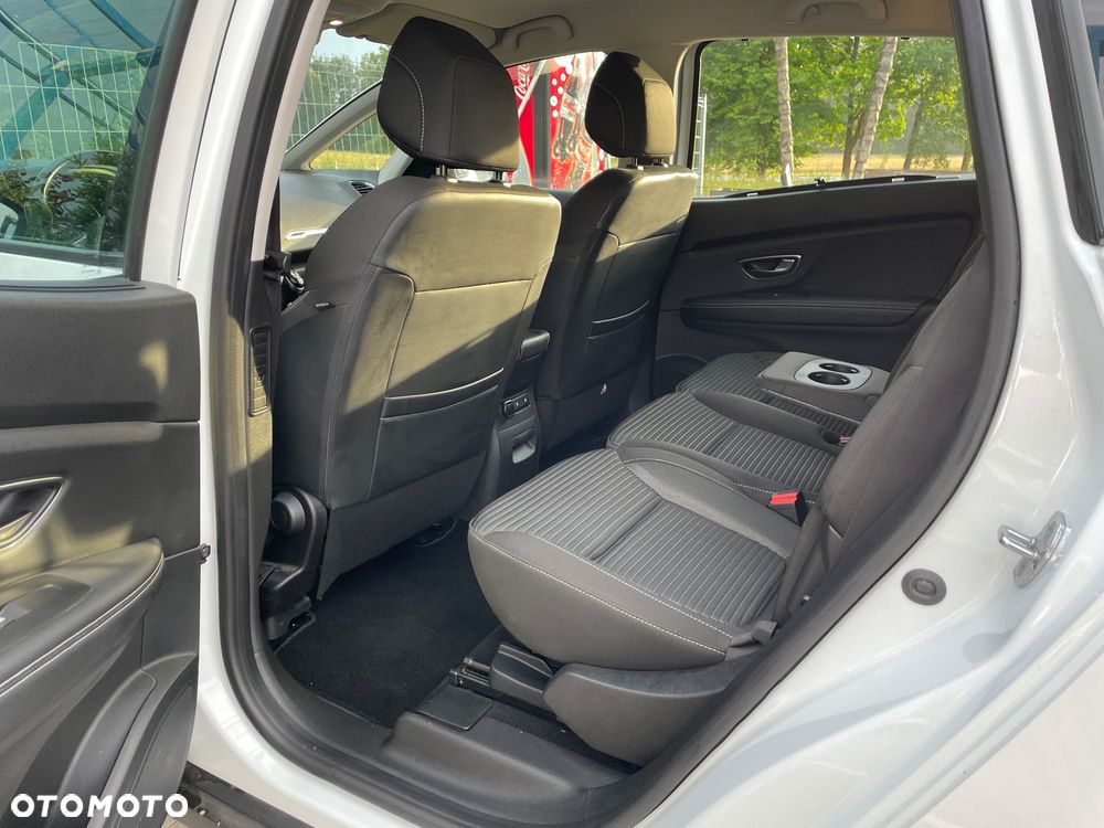 Renault Grand Scenic ENERGY TCe 115 EXPERIENCE - 19