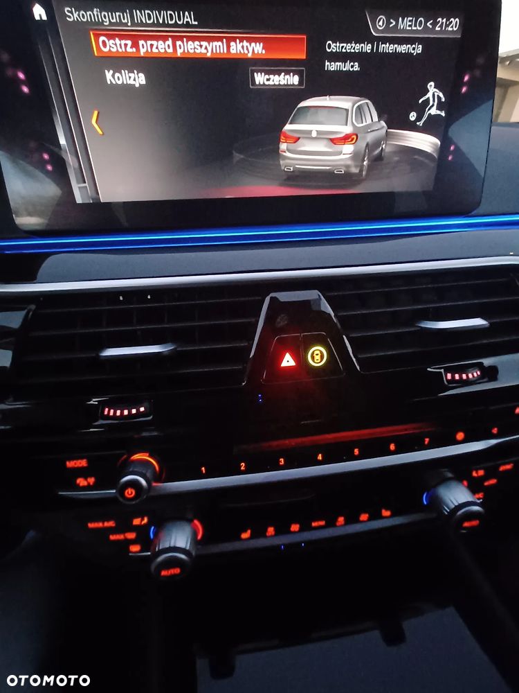BMW Seria 5 520d xDrive Luxury Line sport - 37