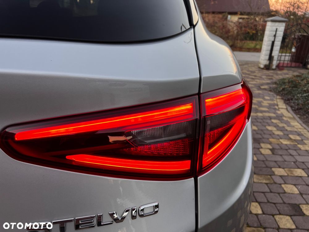 Alfa Romeo Stelvio 2.0 Turbo 16V AT8-Q4 Competizione - 18