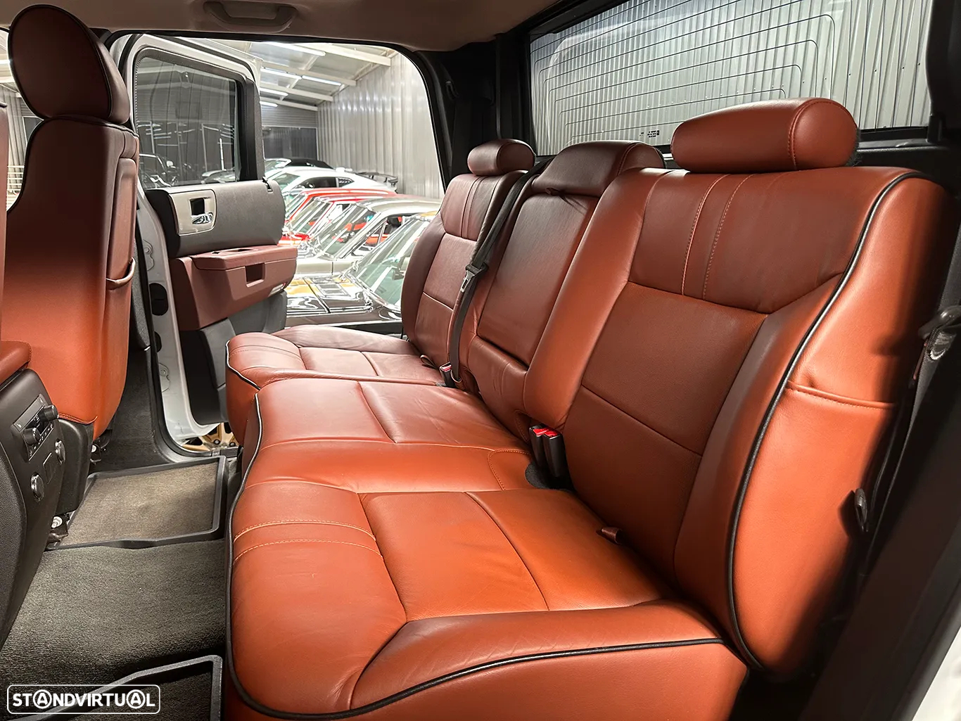 Hummer H2 6.2L V8 SUT - 32