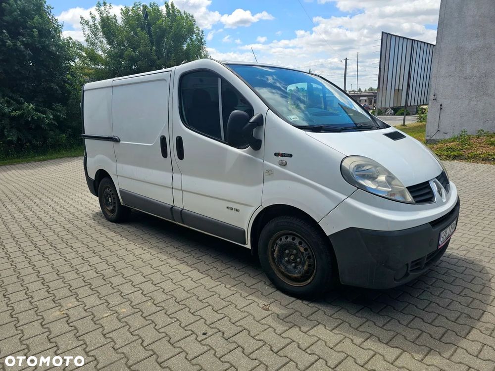 Renault TRAFIC - 1