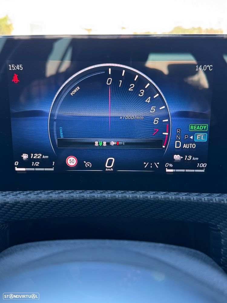 Mercedes-Benz A 250 e - 30