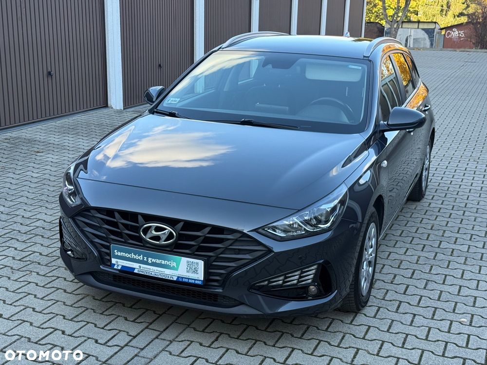 Hyundai i30 1.5 DPI Classic + - 27