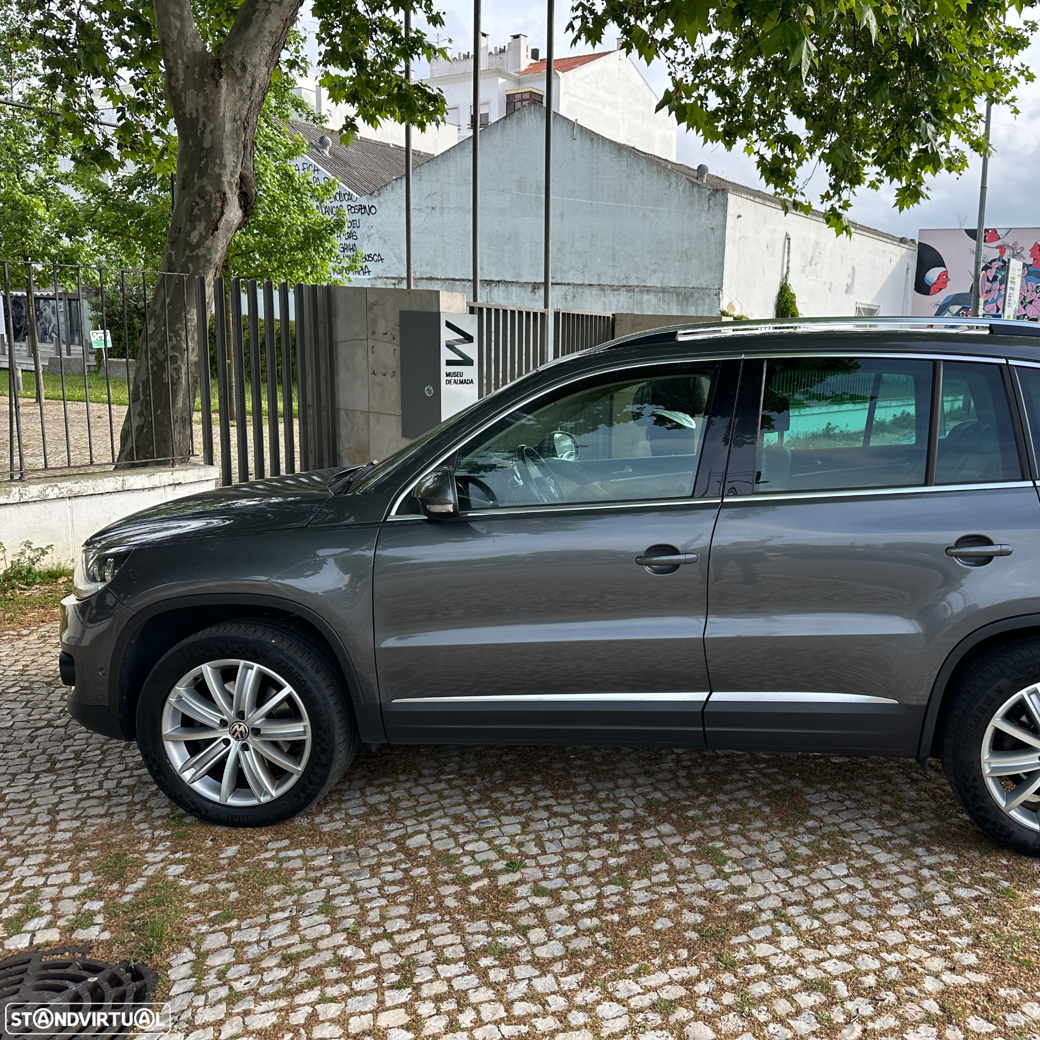 VW Tiguan 2.0 TDi Sport BlueMotion 4Motion DSG - 4