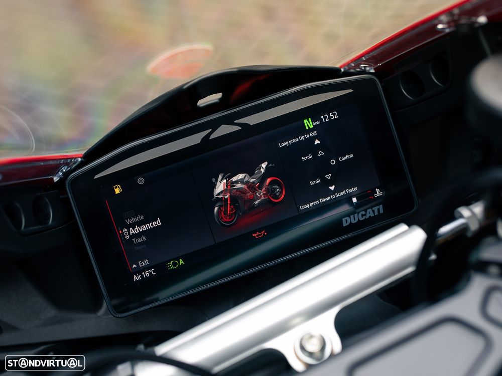 Ducati Panigale V4 S - 27