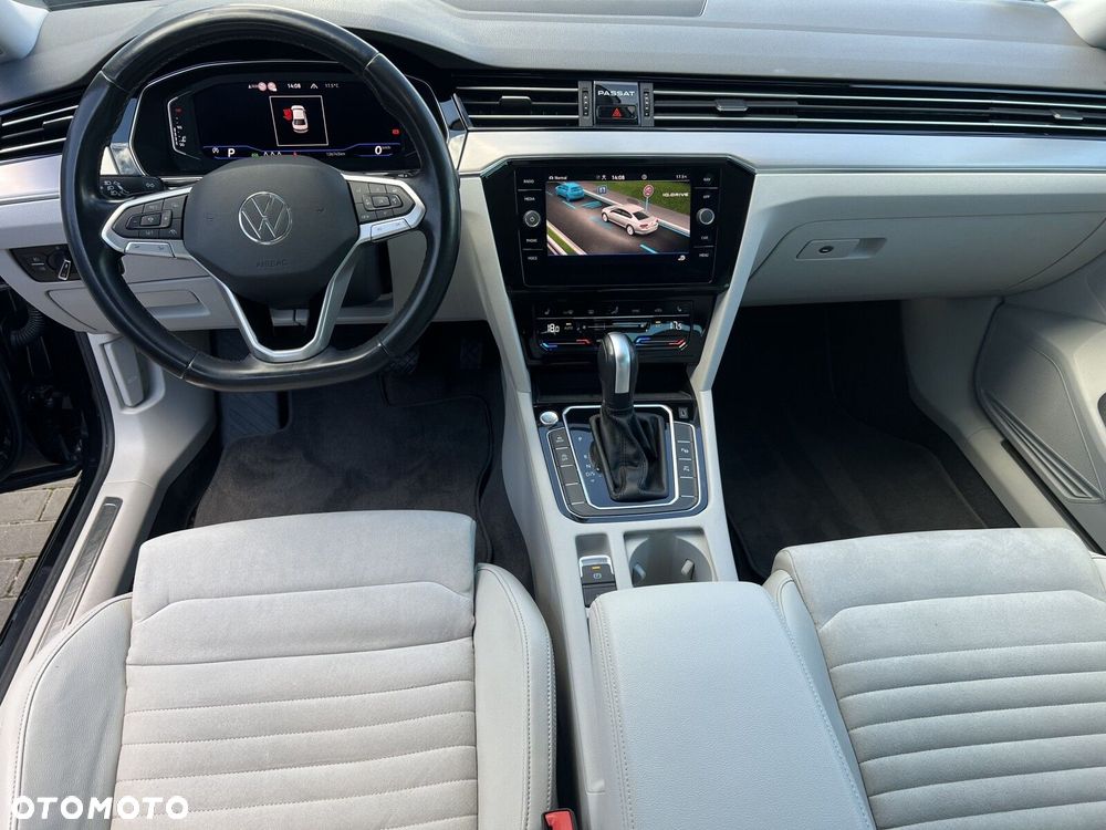 Volkswagen Passat 2.0 TSI Elegance DSG - 10