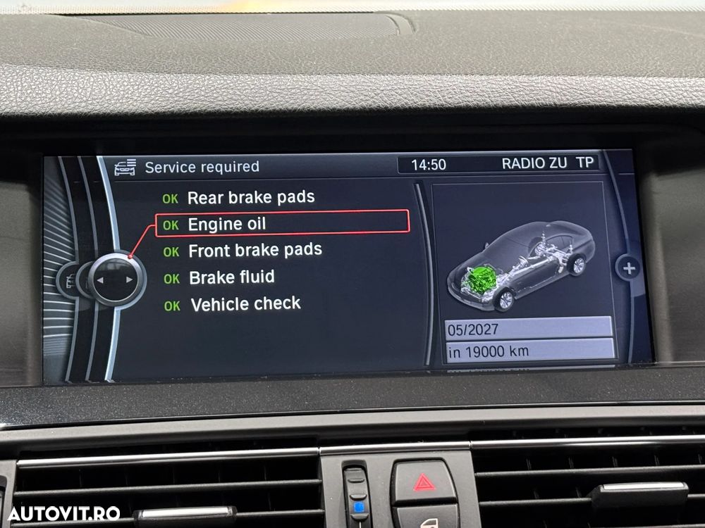 BMW Seria 5 525d xDrive AT - 29