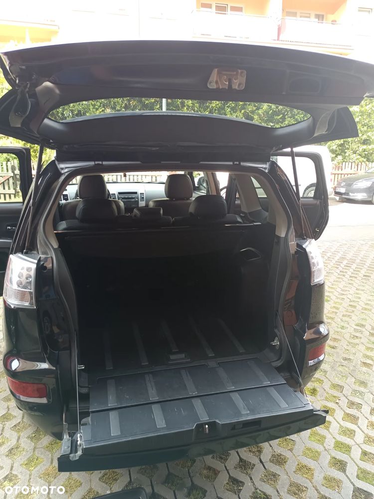 Mitsubishi Outlander 2.0 Invite 2WD EU5 - 9