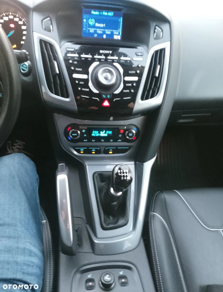 Ford Focus 1.6 EcoBoost Start-Stopp-System Champions Edition - 17