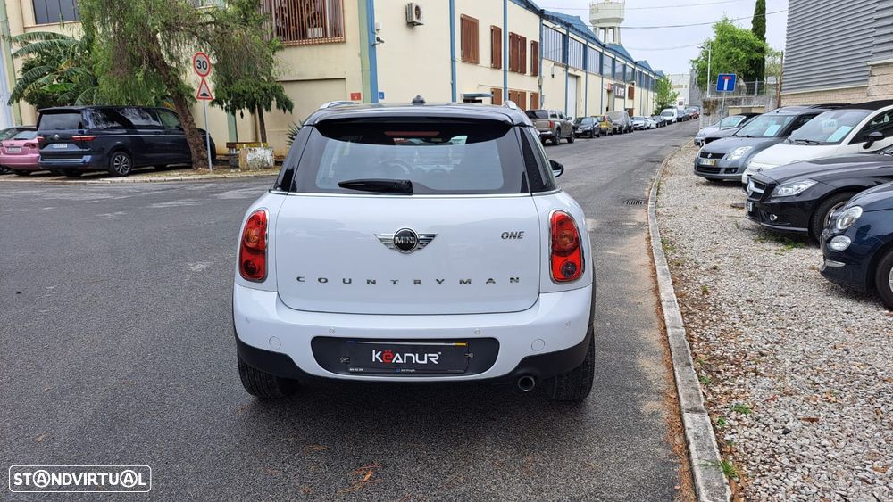 MINI Countryman One - 18
