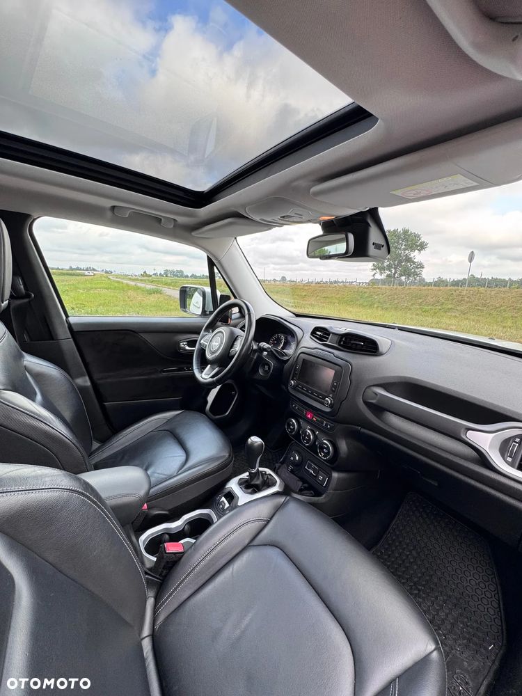 Jeep Renegade - 12