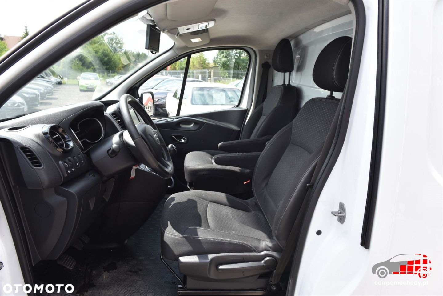 Opel VIVARO - 13