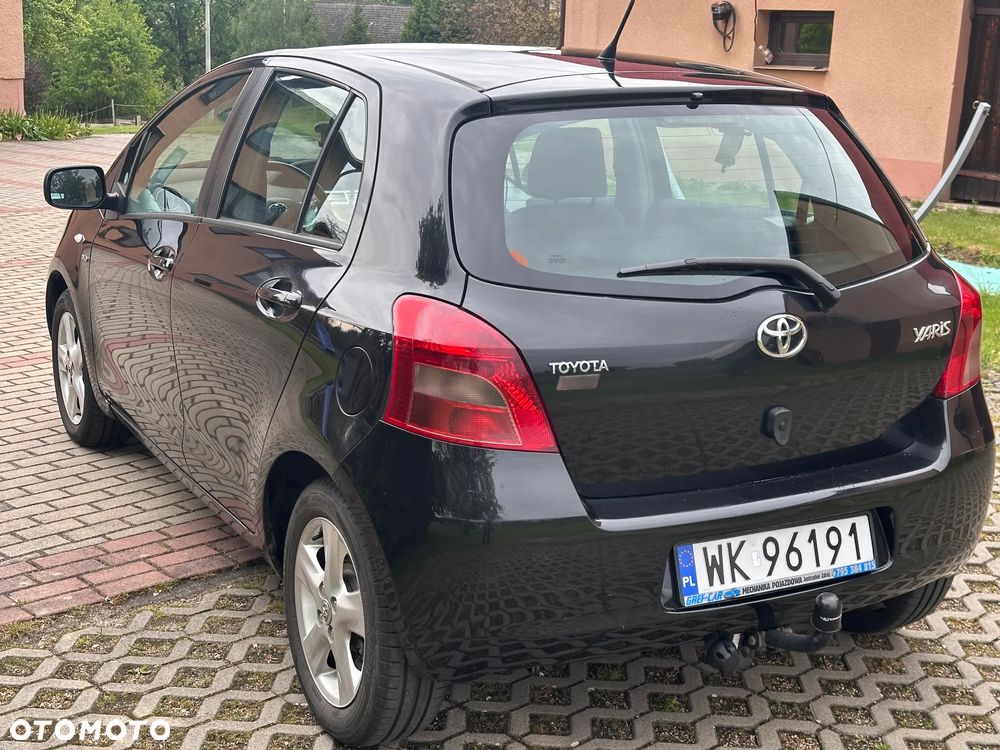 Toyota Yaris 1.4 D-4D Executive - 4
