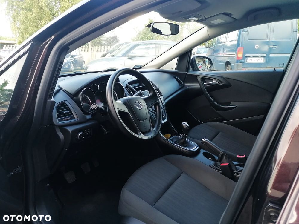 Opel Astra - 11