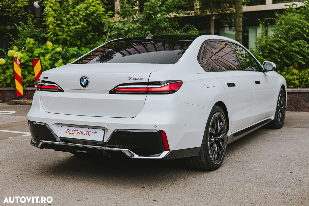 BMW Seria 7 740d xDrive MHEV - 7