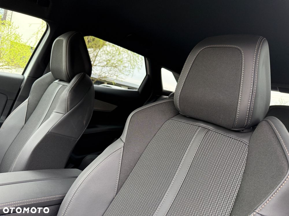 Peugeot 3008 BlueHDi 130 Stop & Start EAT8 GT Pack - 17