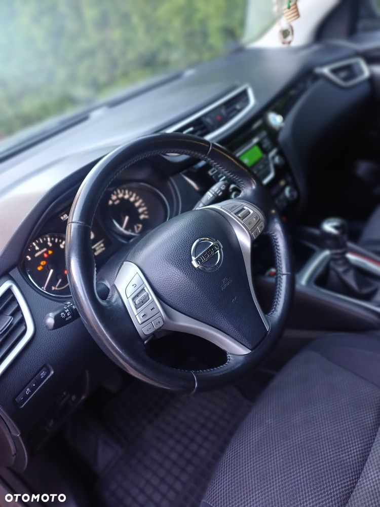 Nissan Qashqai - 10