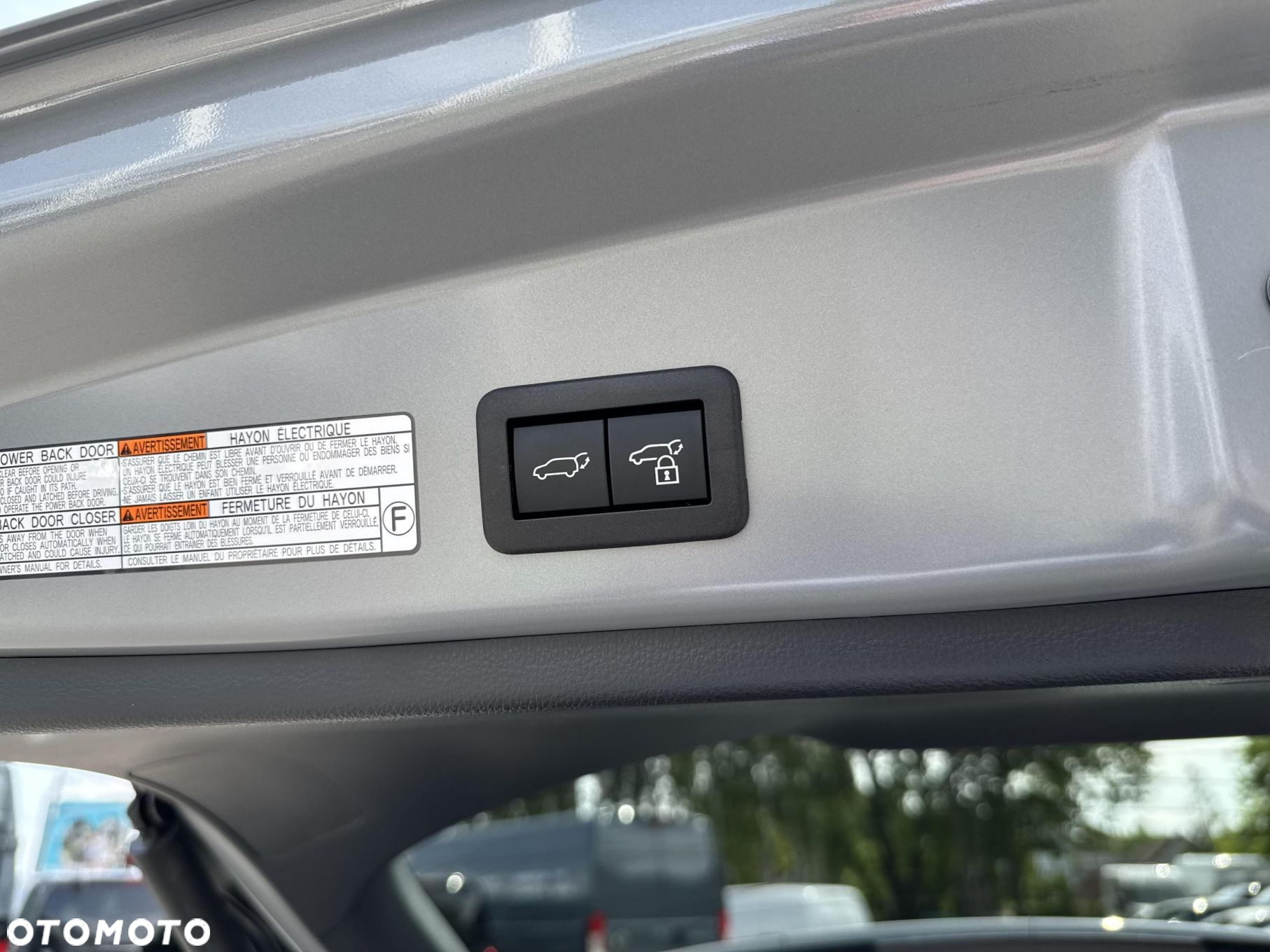 Toyota Corolla Cross 2.0 Hybrid Premiere Edition AWD - 21