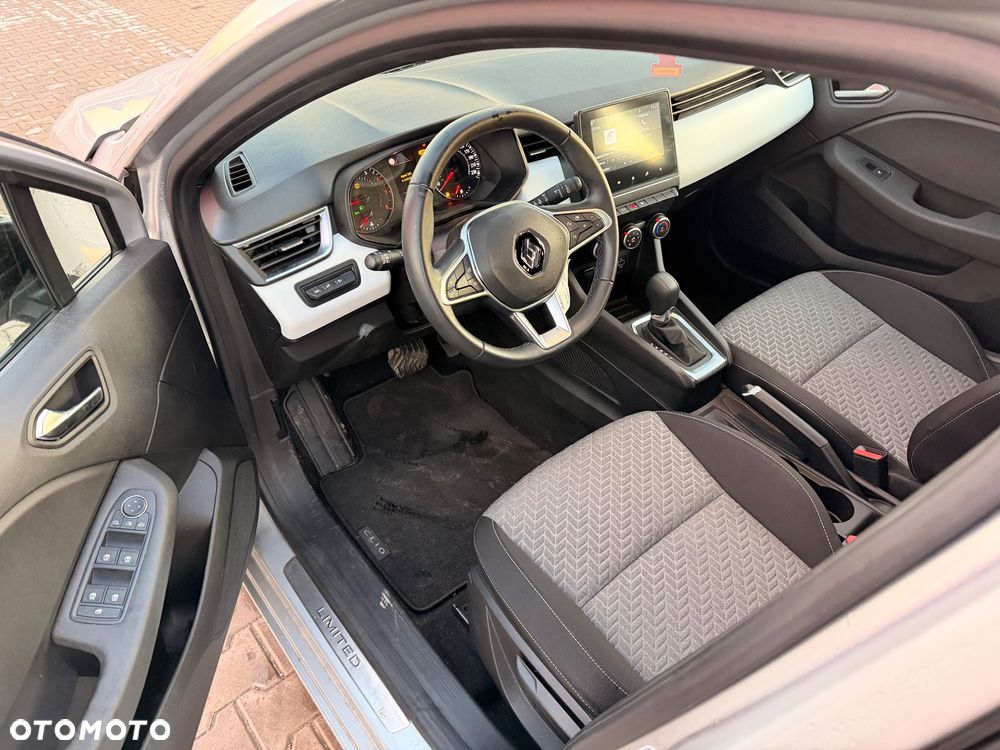 Renault Clio 1.0 TCe Evolution X-Tronic - 9