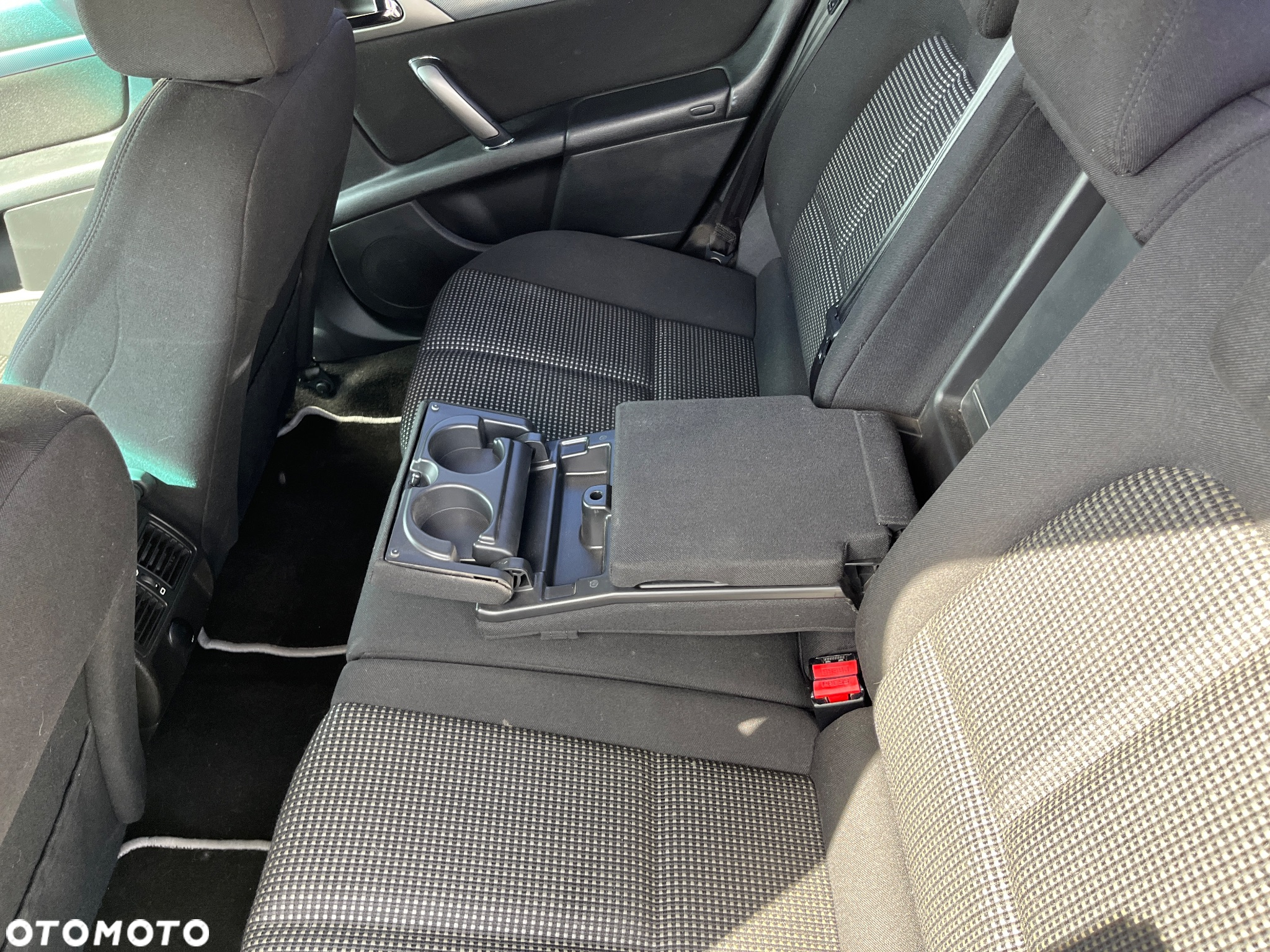 Peugeot 407 2.0 Premium - 15