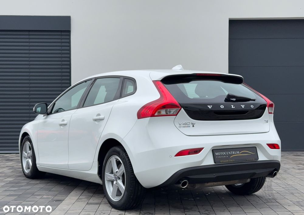 Volvo V40 T2 You - 6
