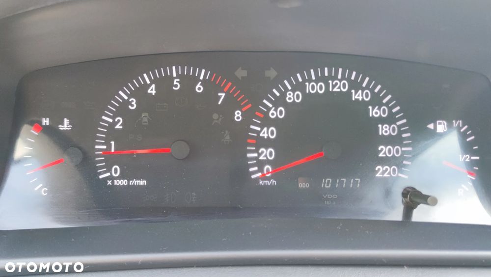 Toyota Corolla 1.6 VVT-i Terra - 9