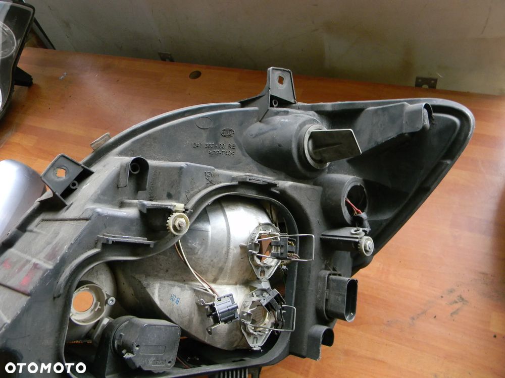 lampa prawa przód MERCEDES SPRINTER 906 EUROPA - 7