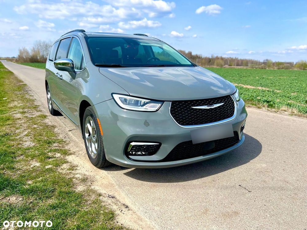 Chrysler Pacifica - 9