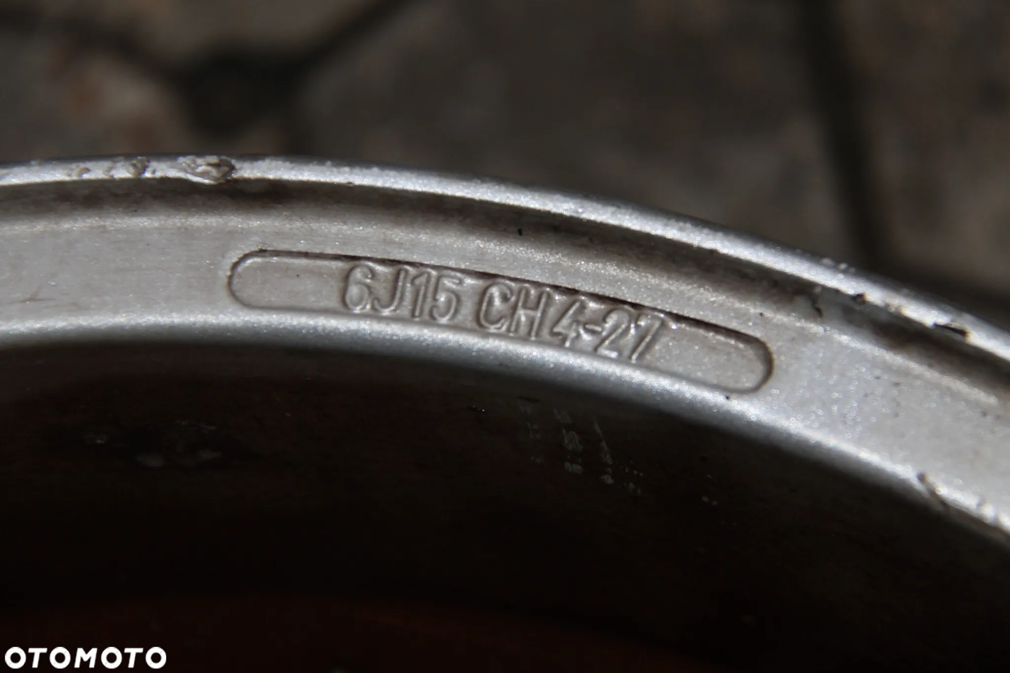 Felga Aluminiowa  Peugeot 9649523180 6J15 ET 27 4x108 - 4