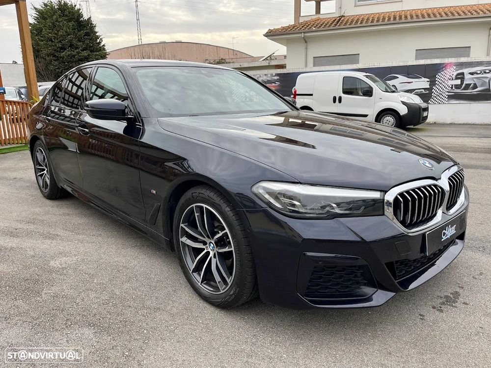 BMW 520 d Pack Desportivo M Auto - 3