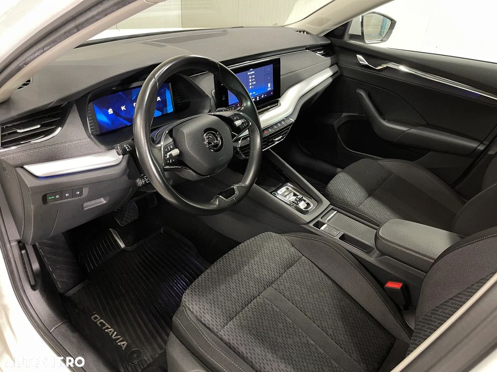 Skoda Octavia 2.0 TDI DSG Style - 5