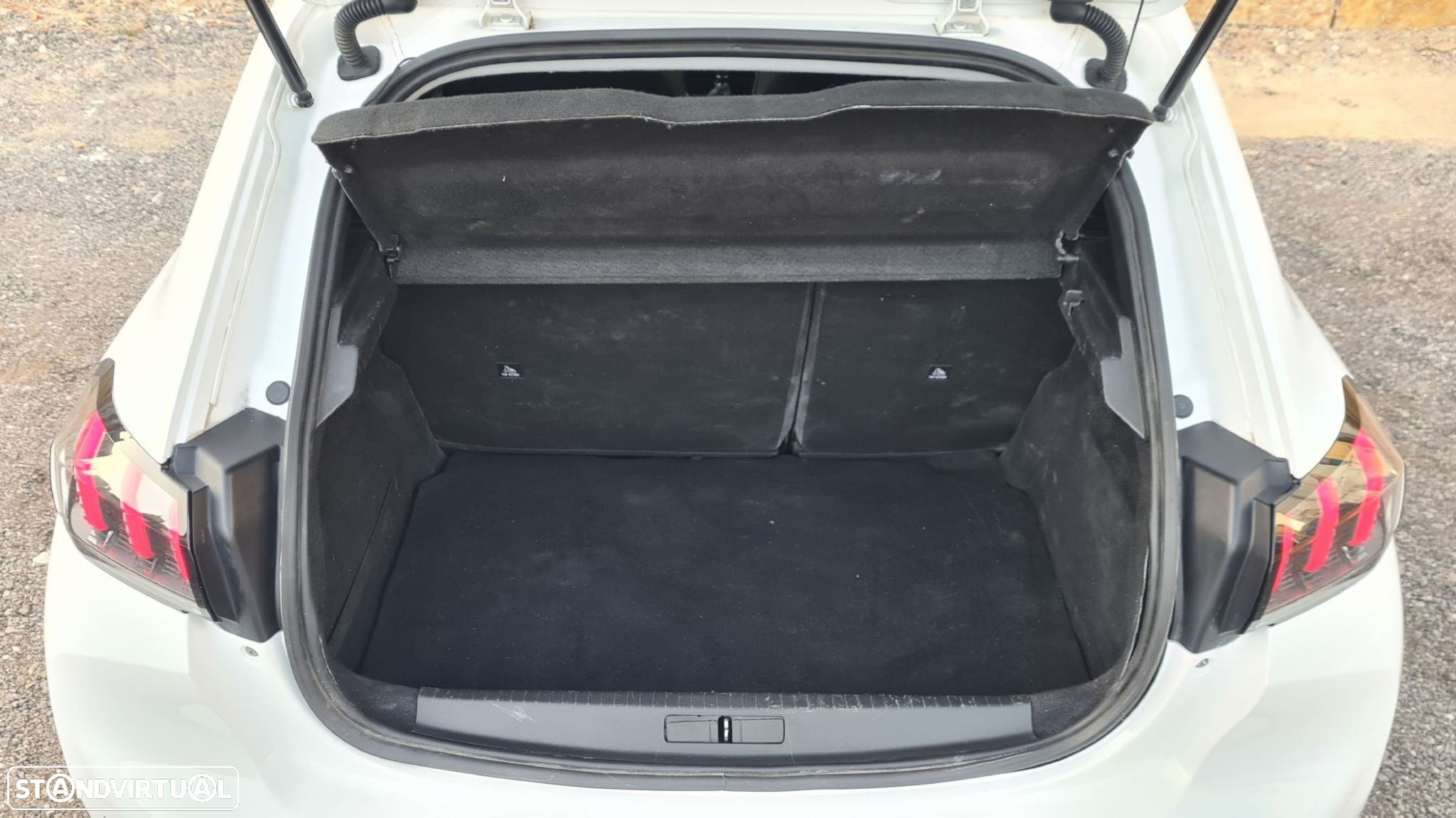 Peugeot 208 1.5 BlueHDi Allure - 52